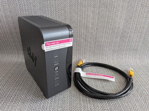 Sky hub sr102 - router, internet
