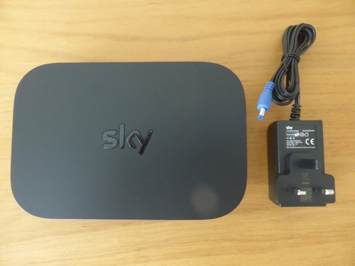 Sky hub router wireless - router, a